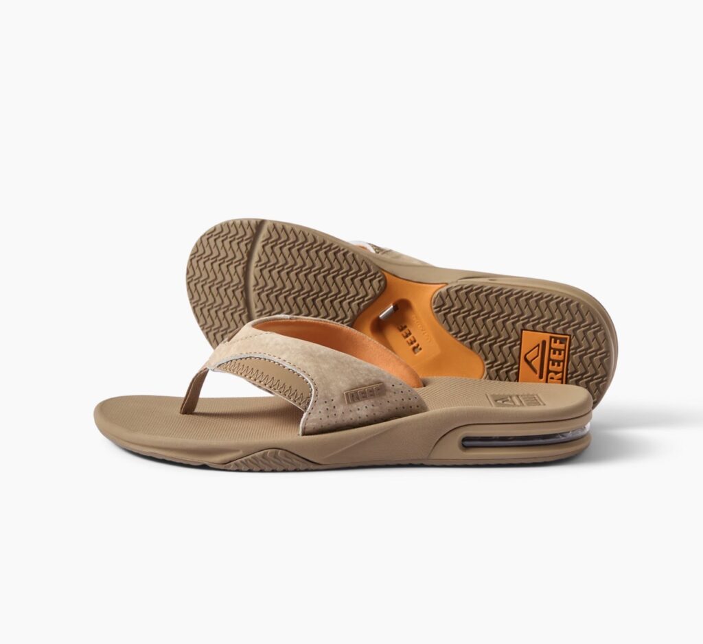 Fanning Men's Water-Friendly Flip-Flops